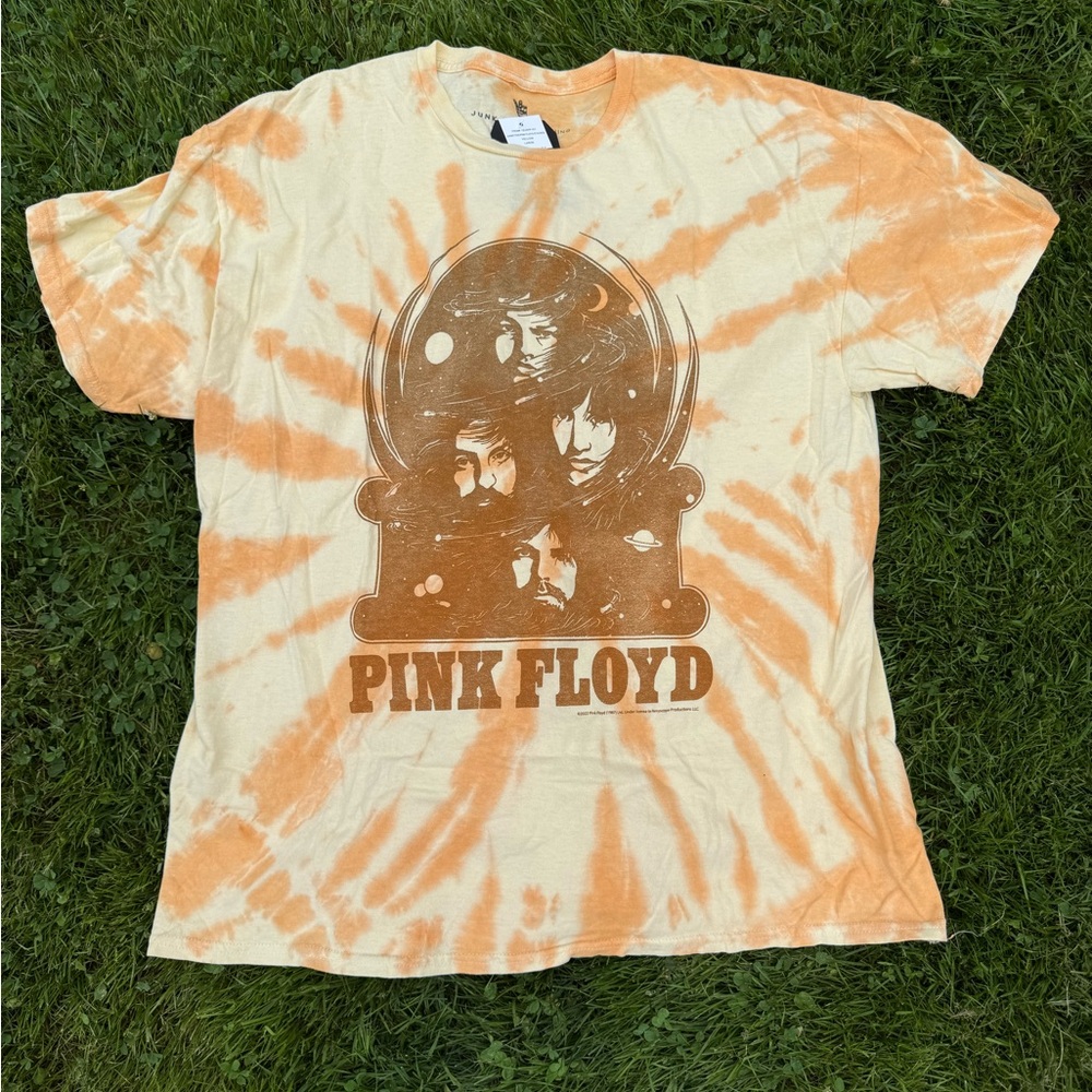 Pink Floyd Tee by Junk Food Clothing
